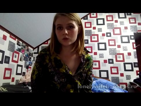 ❤️ ロシアからの若いブロンドの学生は、大きなディックを好む。 ハードポルノ ❌️❤